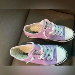cute purple Weesteps sneakers size 3.
